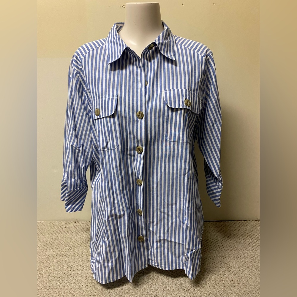 2/$20❤️- SHIRT | Women’s Chic Comfort Collection size 1X